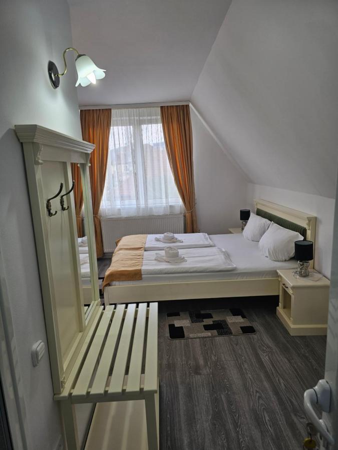 Palas Boutique Sighişoara Kamer foto